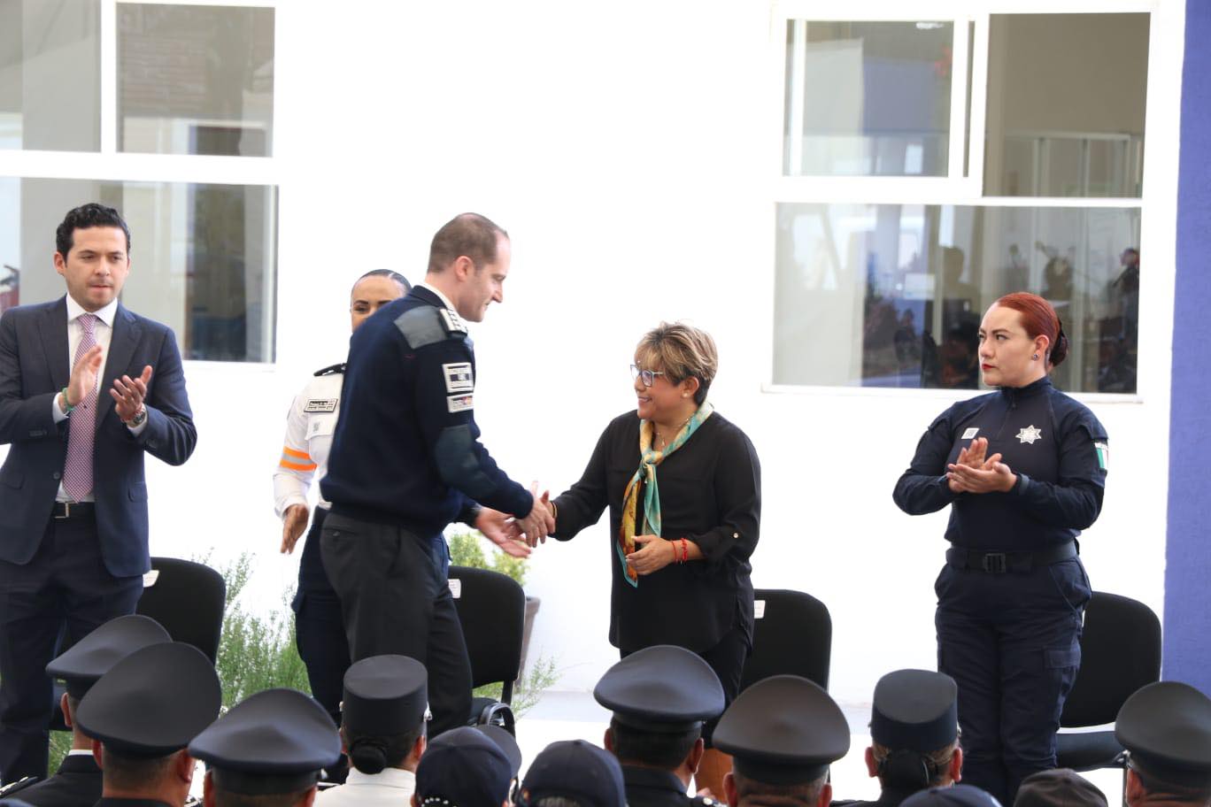 1686179246 780 INFRAESTRUCTURA La Presidenta Municipal Cristina Gonzalez Cruz acompanada del