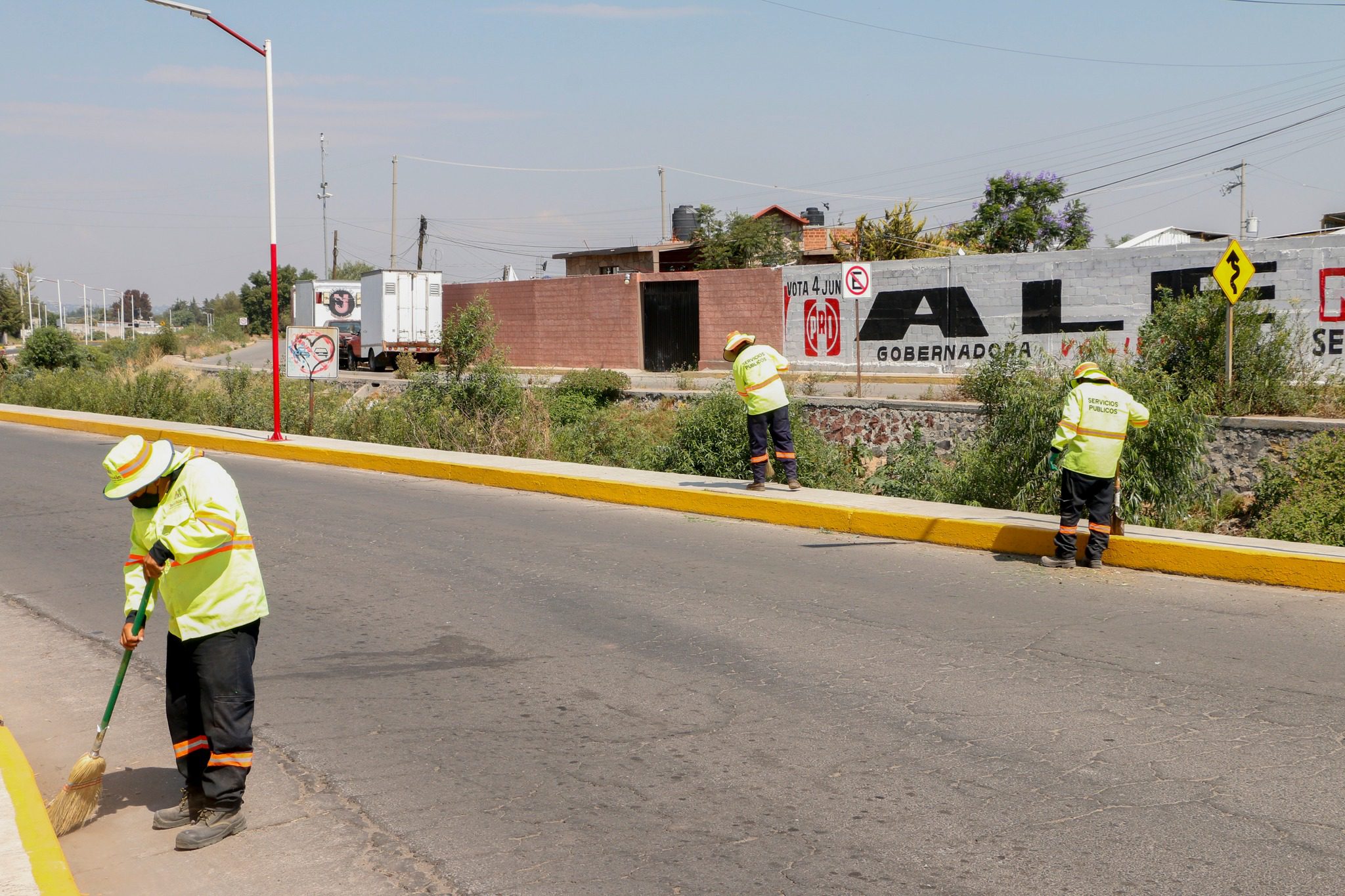 1686254736 969 En dias recientes al personal de la Direccion de Servicios