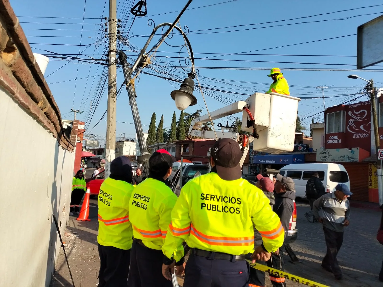 1686254787 En dias recientes al personal de la Direccion de Servicios jpg