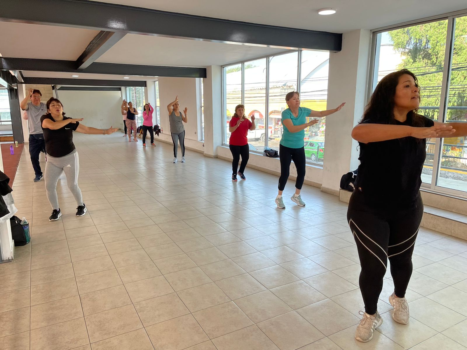 1686332071 696 En las instalaciones del Gimnasio Municipal Benito Juarez se imparten