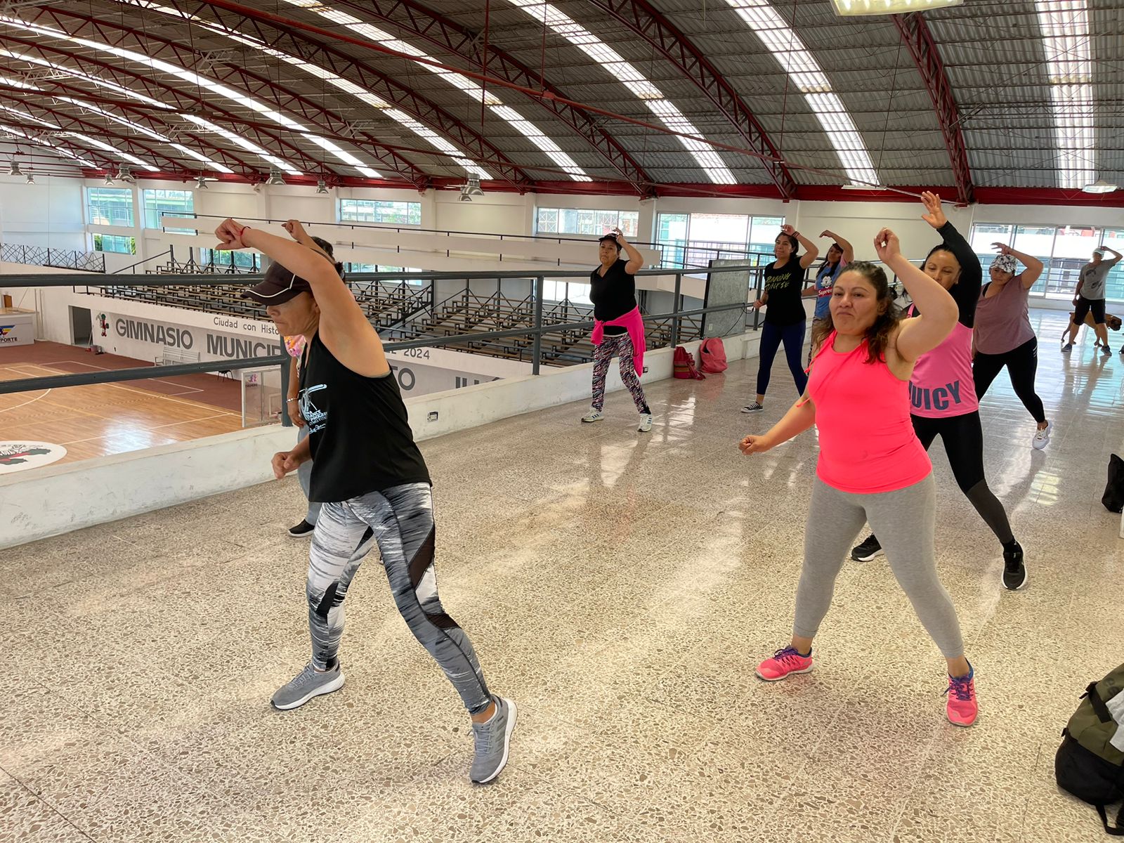 1686332083 240 En las instalaciones del Gimnasio Municipal Benito Juarez se imparten