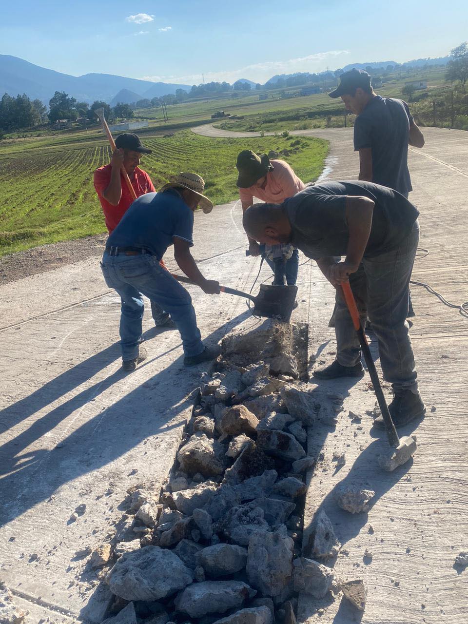 1686403414 558 Trabajamos en la Construccion de la linea de conduccion de