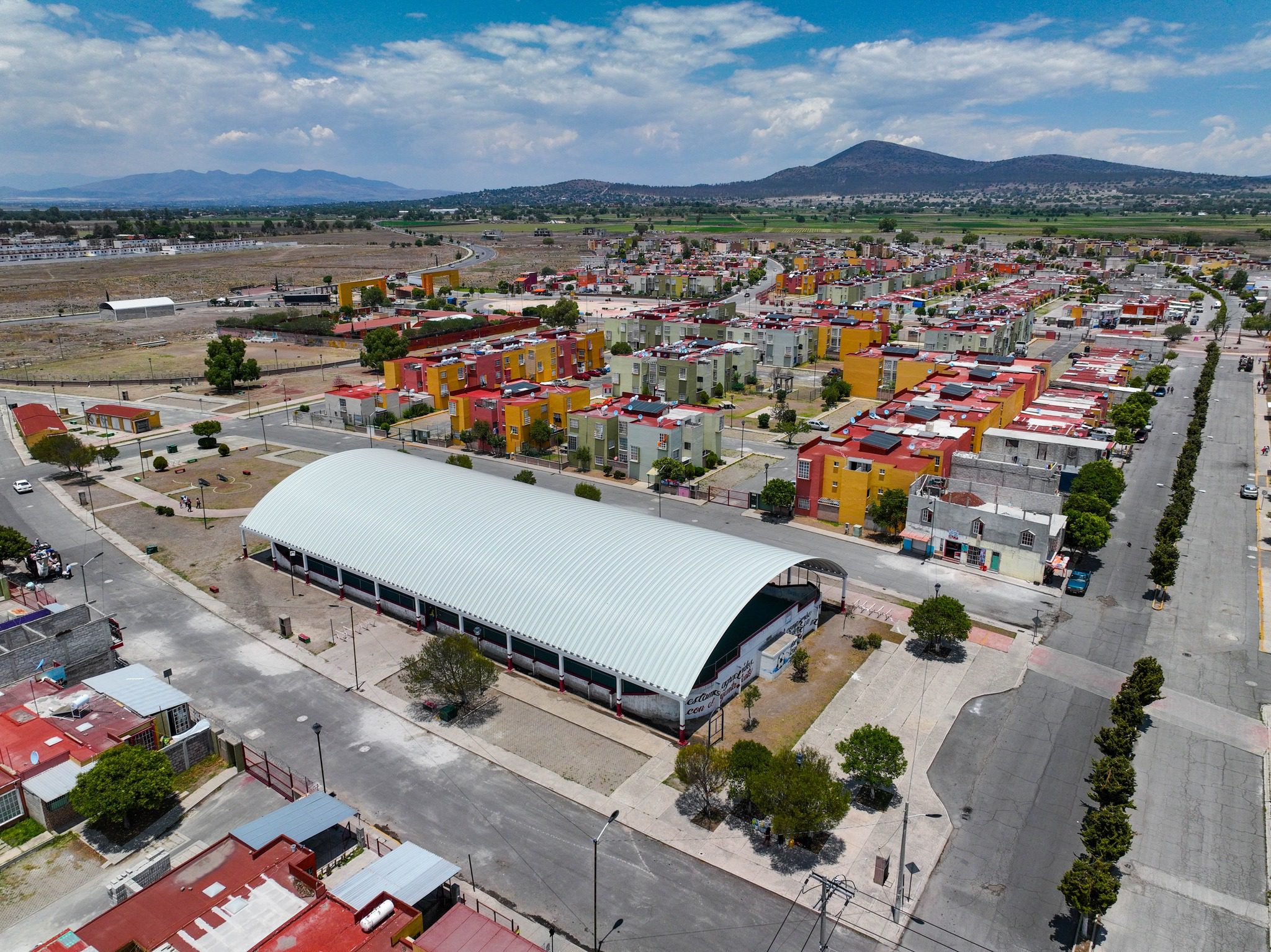 1686423443 212 ¡Hemos concluido la construccion del Arcotecho Villas en la cancha