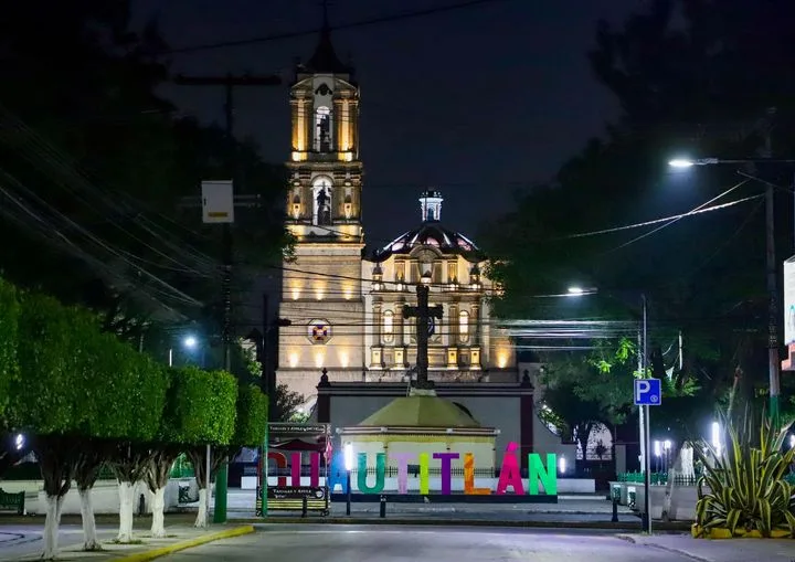 1686575319 Continuamos iluminando Cuautitlan Monumentos jpg