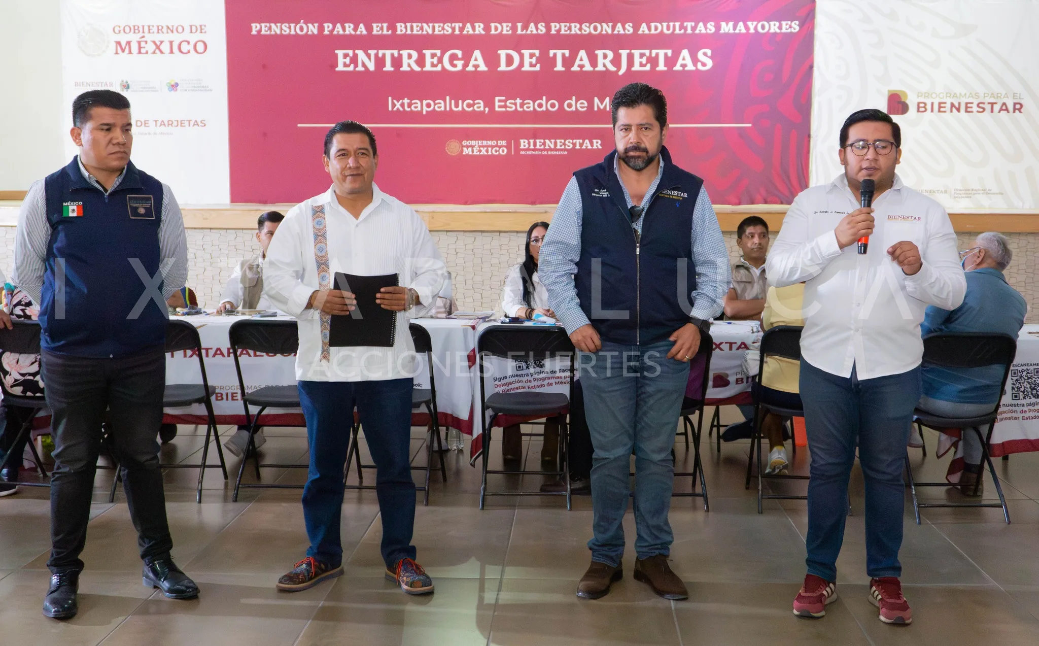 1686844911 Nuestro presidente Felipe Arvizu en compania del Secretario Regional del jpg