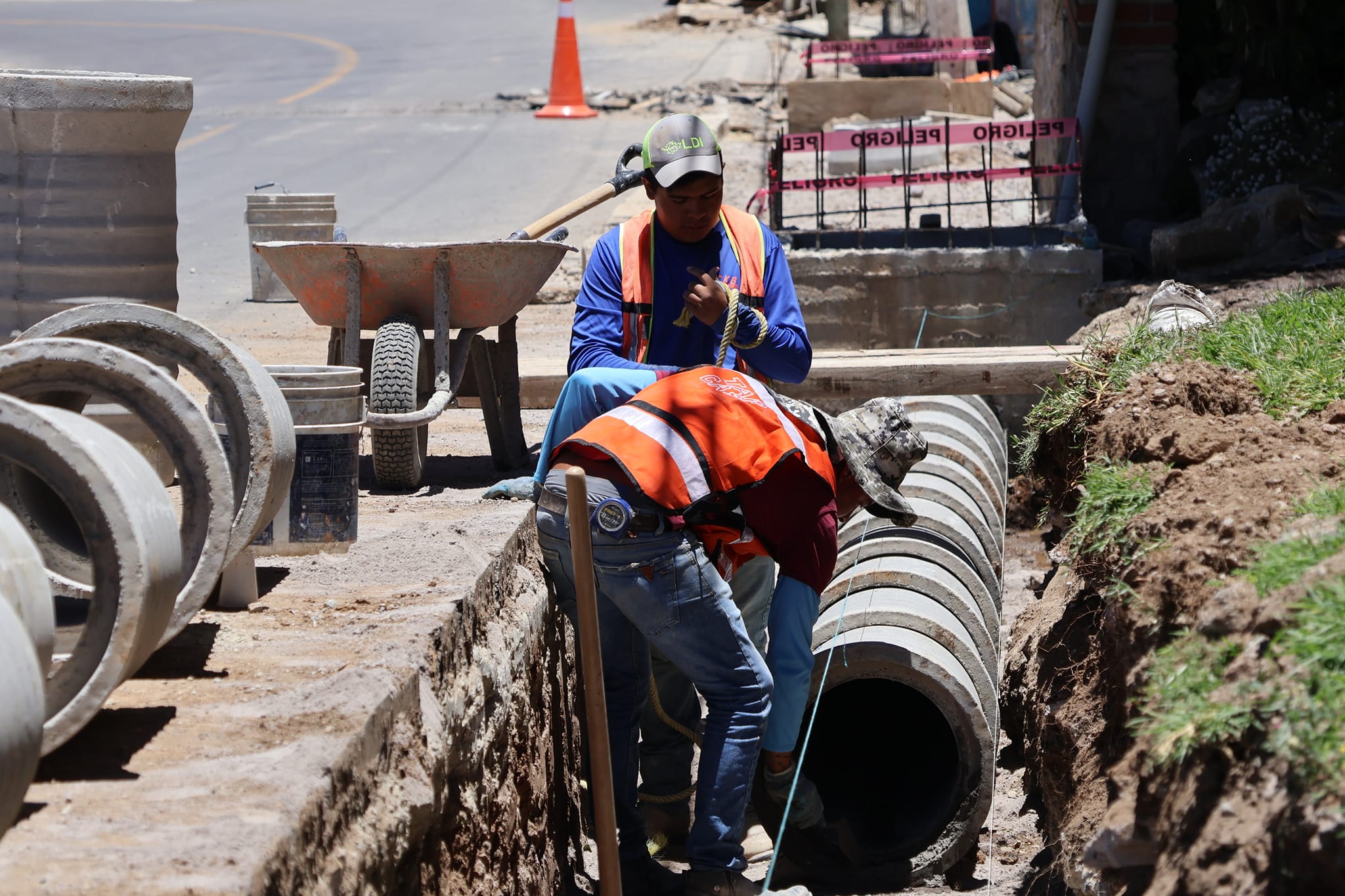 1686864622 421 La Direccion de Obras Publicas trabaja en la CONSTRUCCION DE