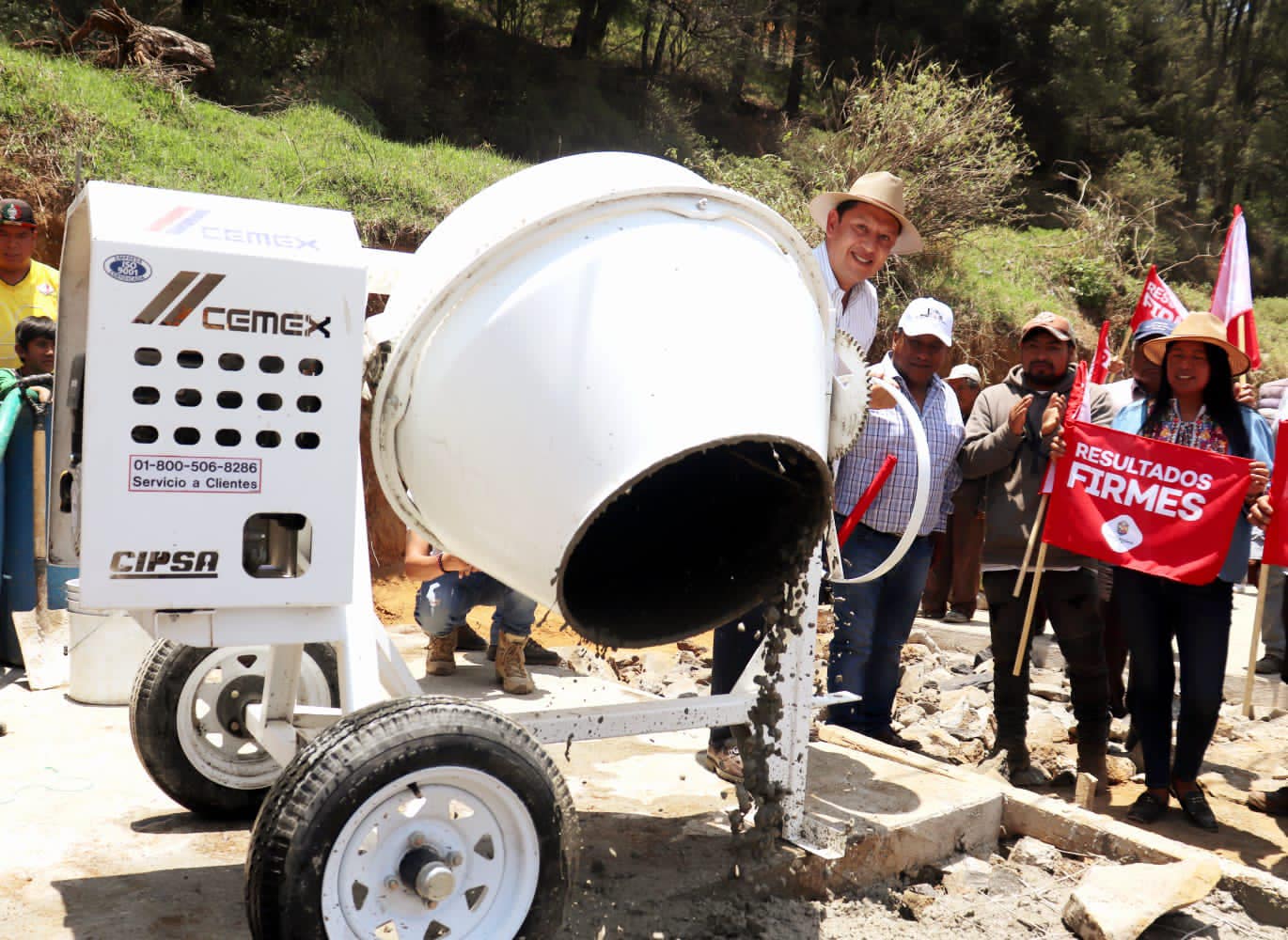 1686919175 265 Junto a nuestros vecinos de Tlaminca continuamos con la construccion