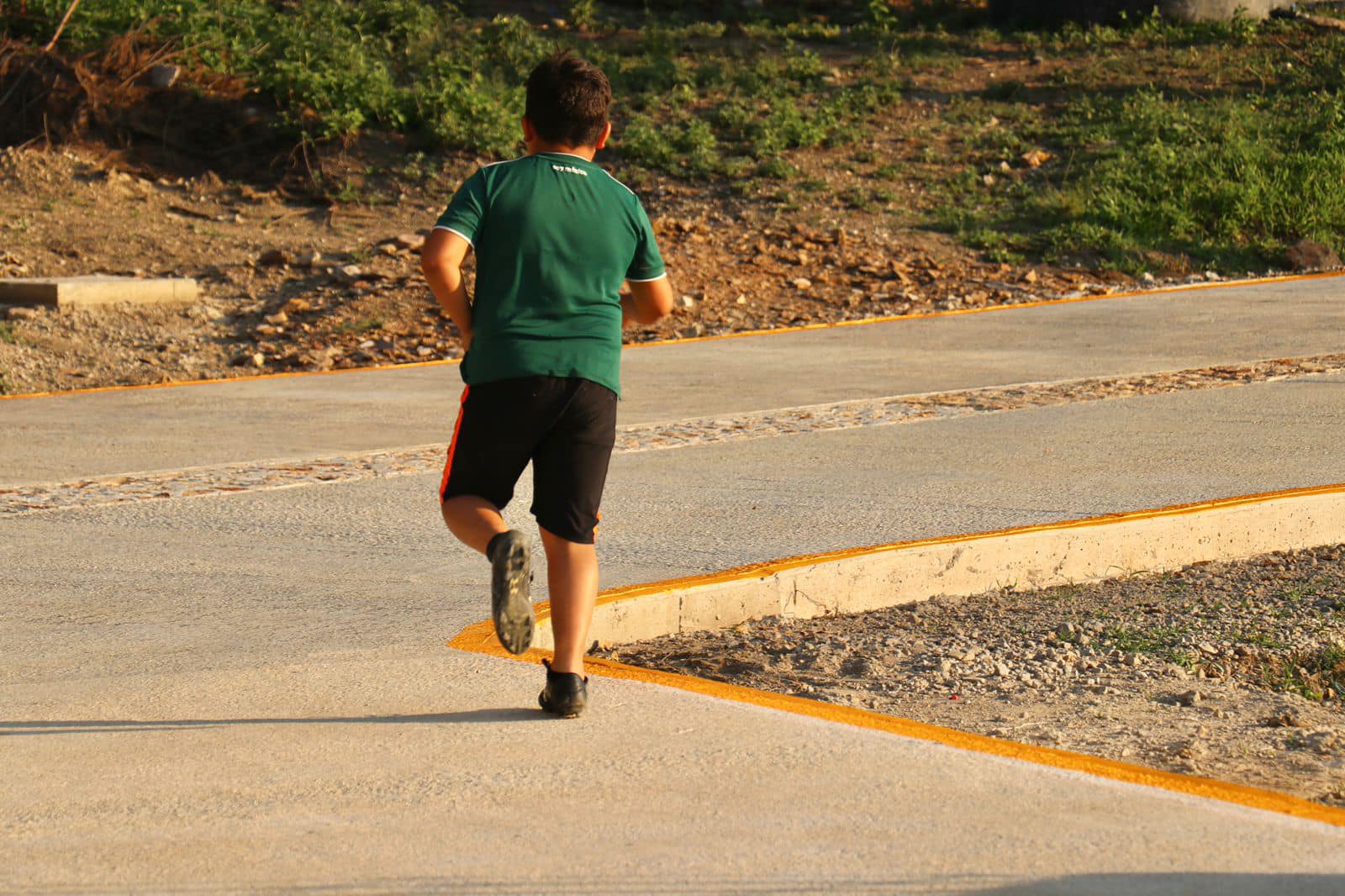 1686924143 97 Con nuevos caminos renace la colonia 3deMayo El Presidente Municipal