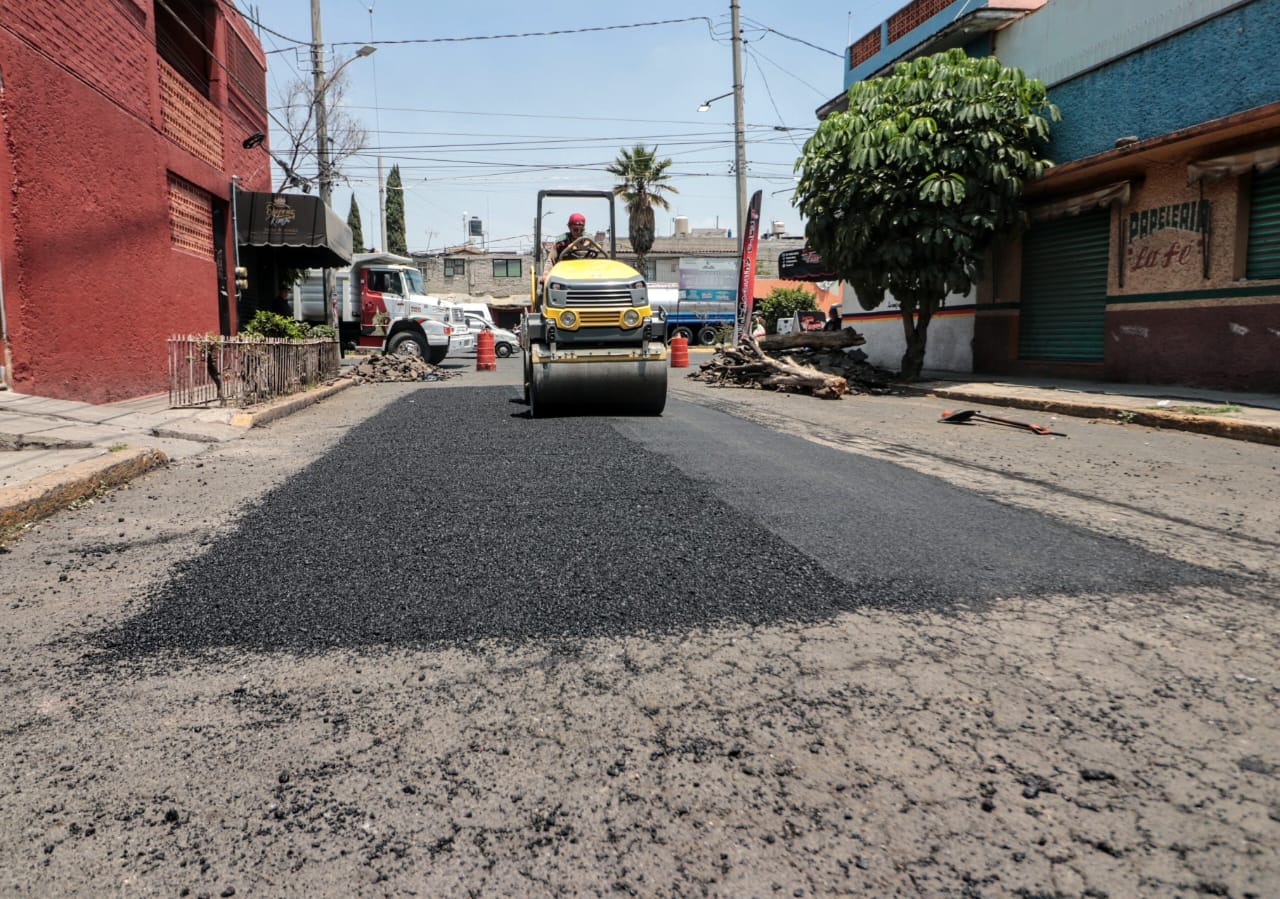 1686947012 302 ObrasPublicas Continuamos trabajando en la rehabilitacion de calles y