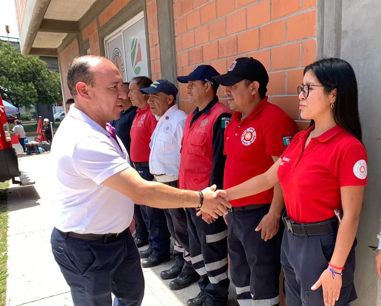 1686950019 Reciben elemento de la Coordinacion de Proteccion Civil y Bomberos jpg