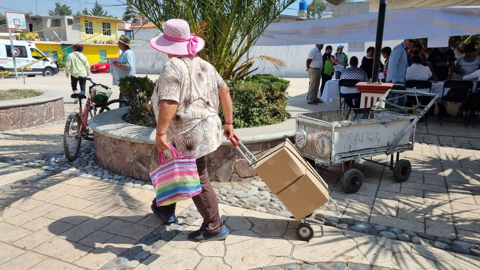 1686953421 123 Desde temprana hora familias Acolmenses de las colonias Anahuac Primera