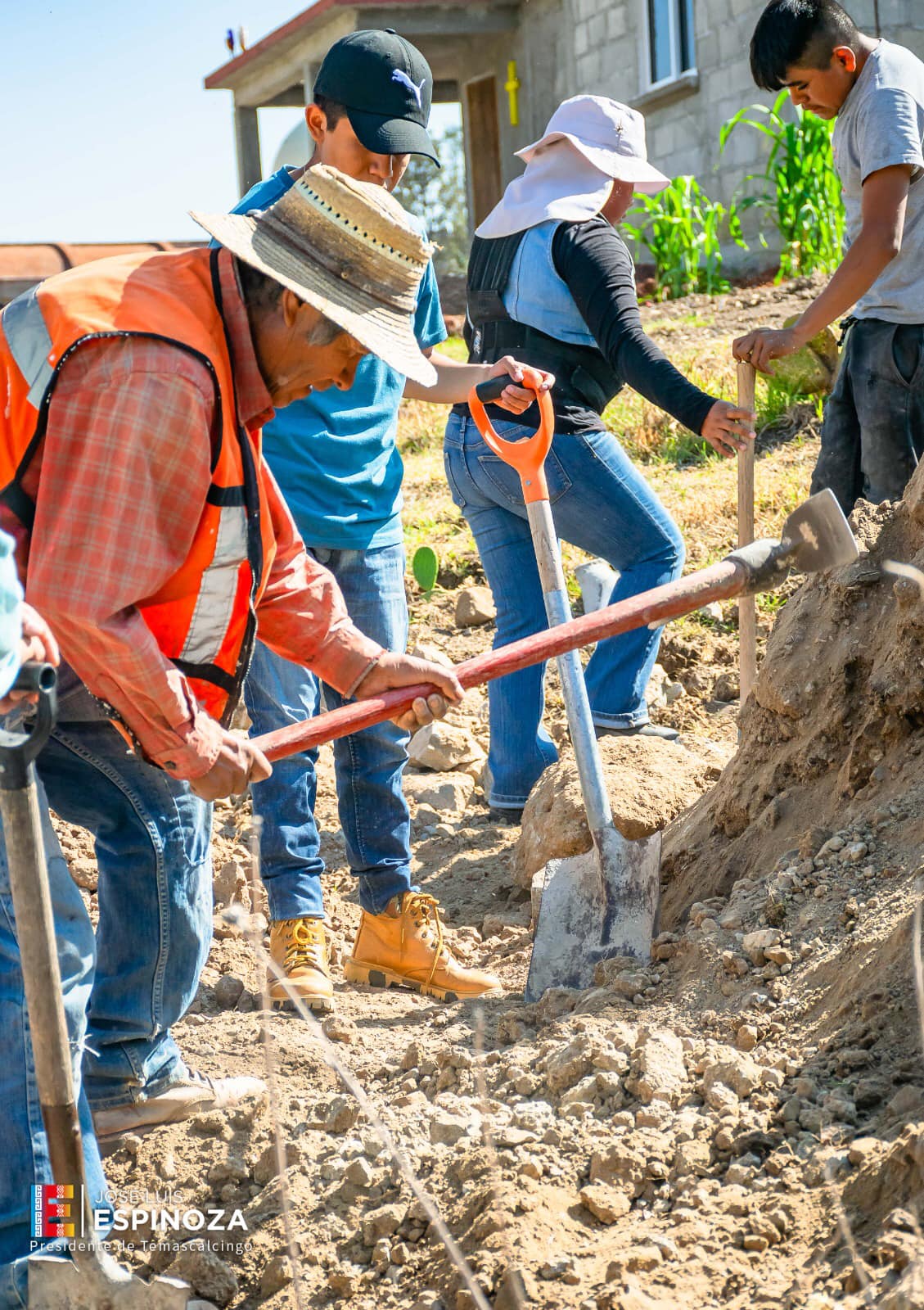 1687185805 826 Manos a la obra Nos pusimos a trabajar junto al