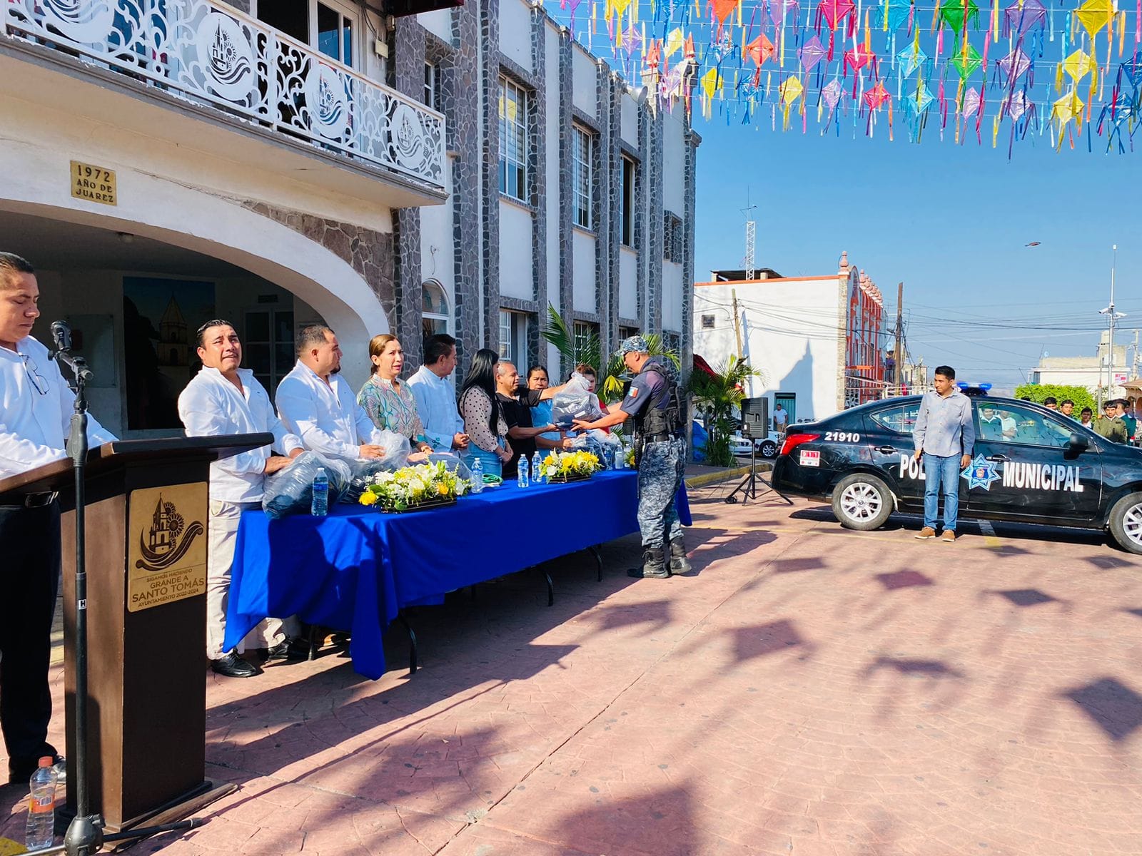 1687193363 890 El dia de hoy hicimos la entrega de uniformes y