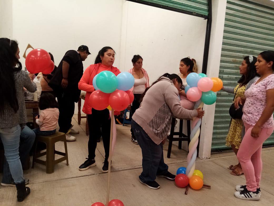 1687358500 869 ¡Seguimos llevando a cabo los talleres de decoracion con globos