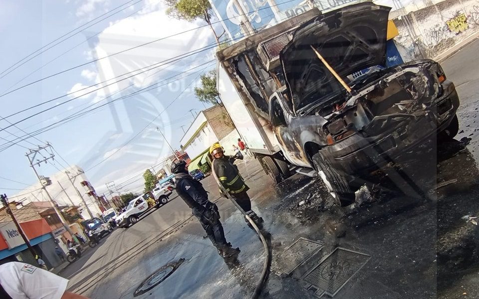 1687436974 952 AlMomento Elementos de Bomberos Policia de proximidad del sector