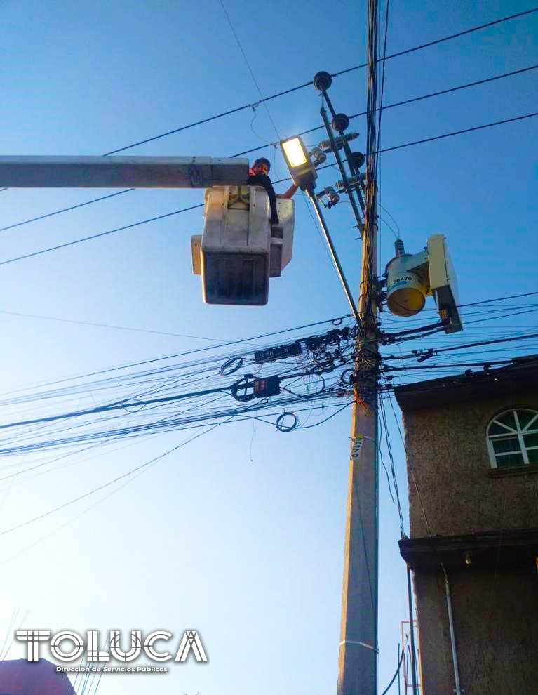 1687459593 36 ¡Estamos IluminandoToluca para que camines con tranquilidad en las calles