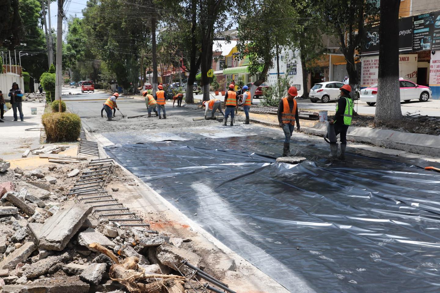 1687633412 64 Estamos trabajando en la repavimentacion con concreto hidraulico en Boulevard