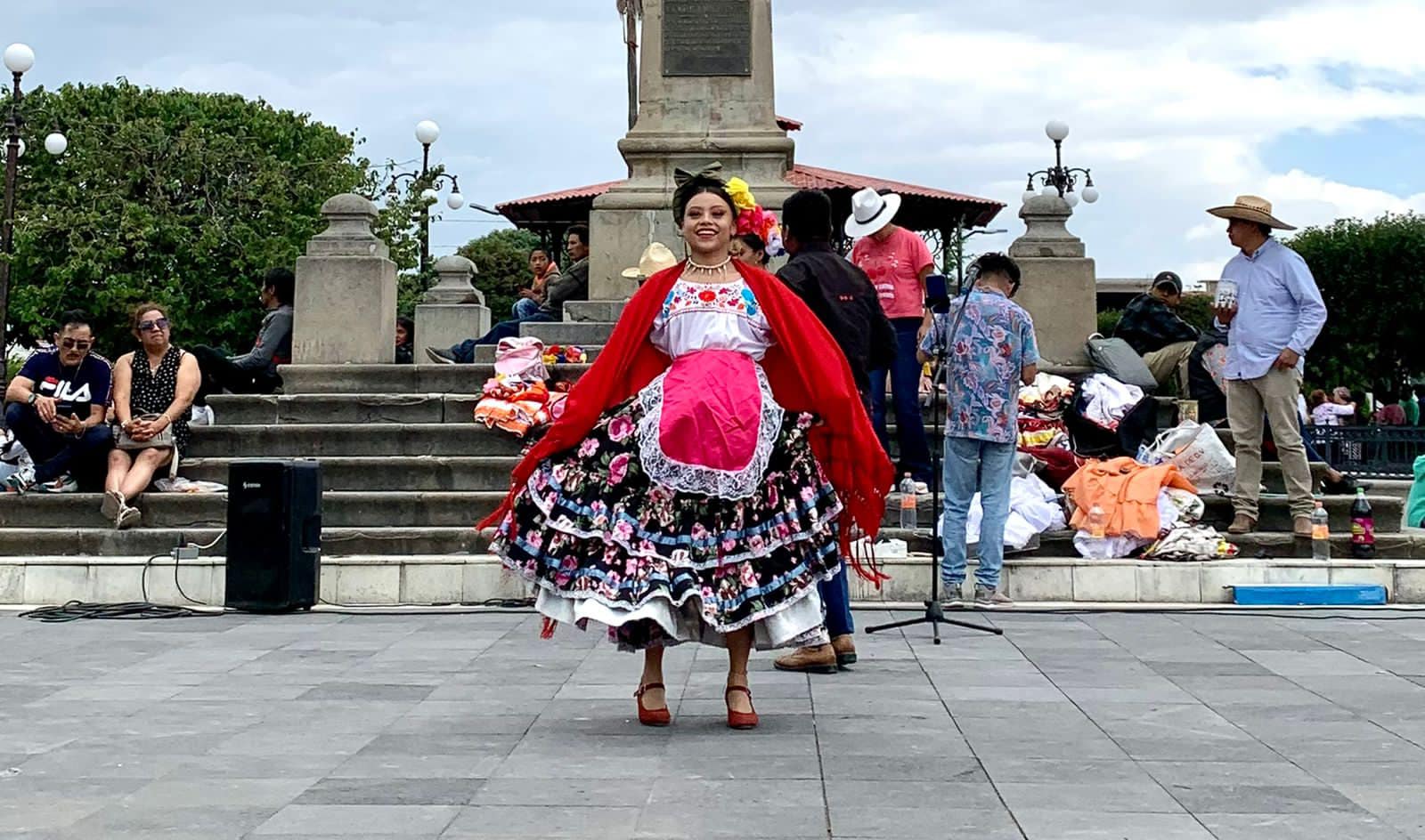 1687735709 Con la participacion de la Escuela de Bellas Artes de