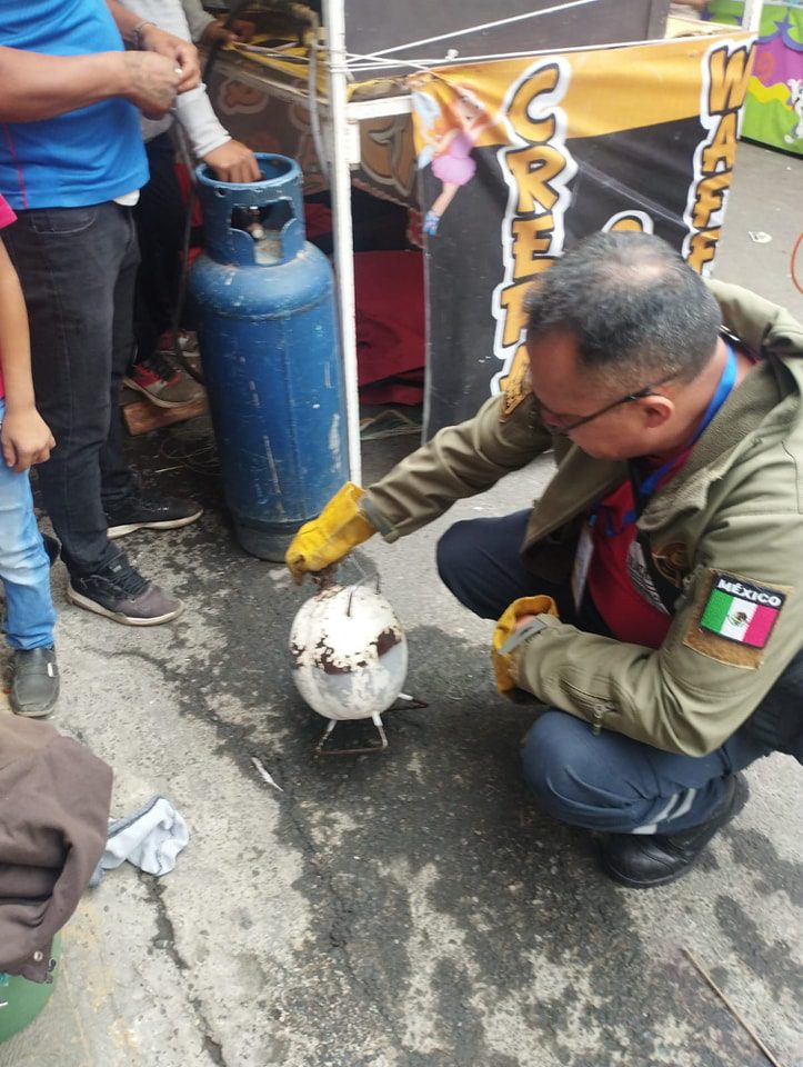 1687793392 COORDINACION DE BOMBEROS ATIENDE RAPIDAMENTE FUGA DE GAS EN SAN