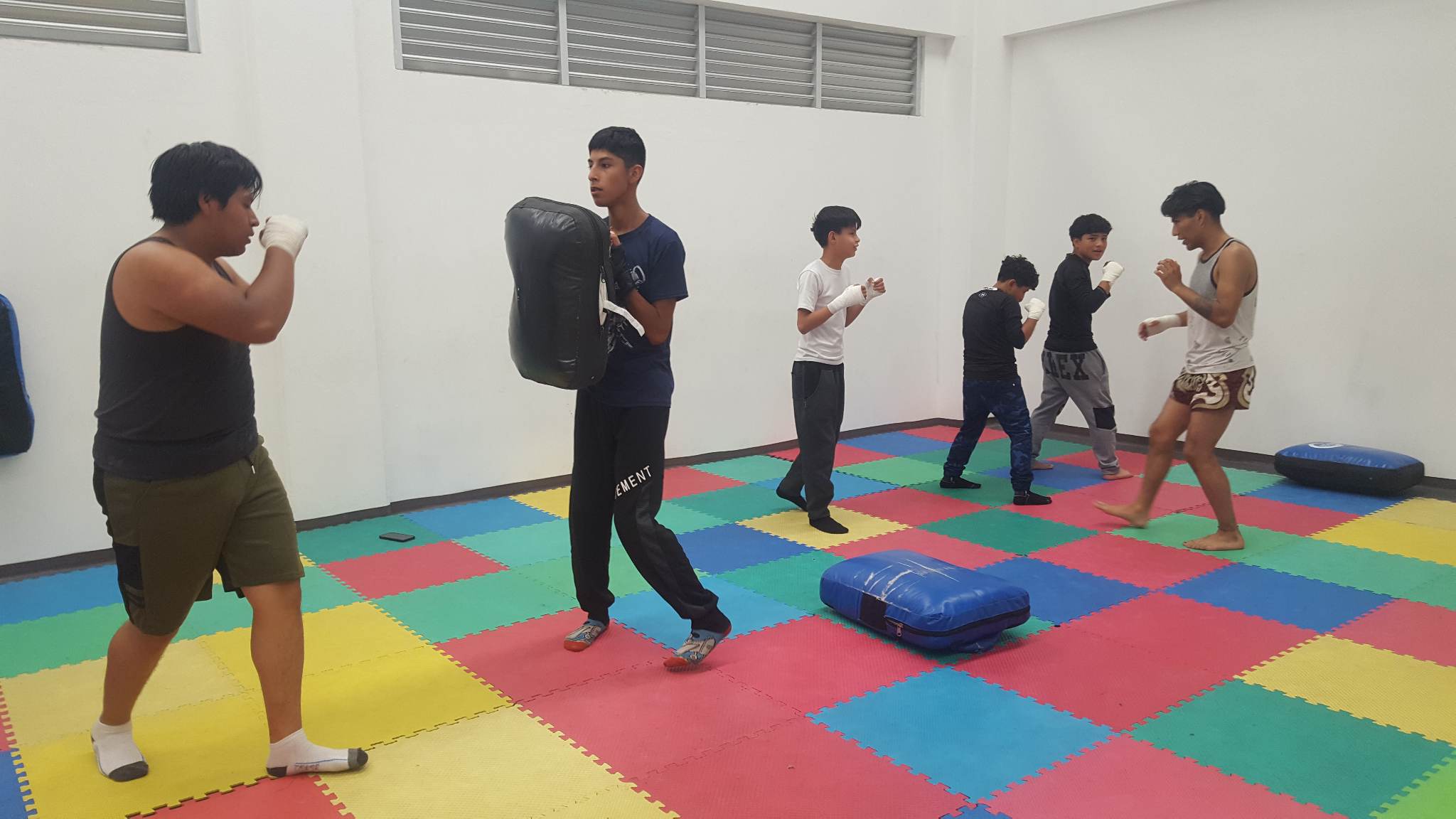 1687794239 Integrate a las clases de Kickboxing que el Polideportivo Municipal