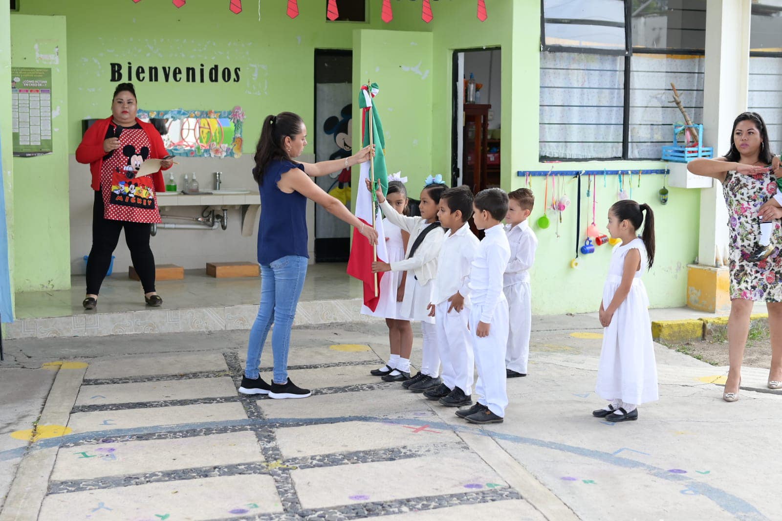 1687798338 860 Boletin Honores a la bandera y entrega de rampa