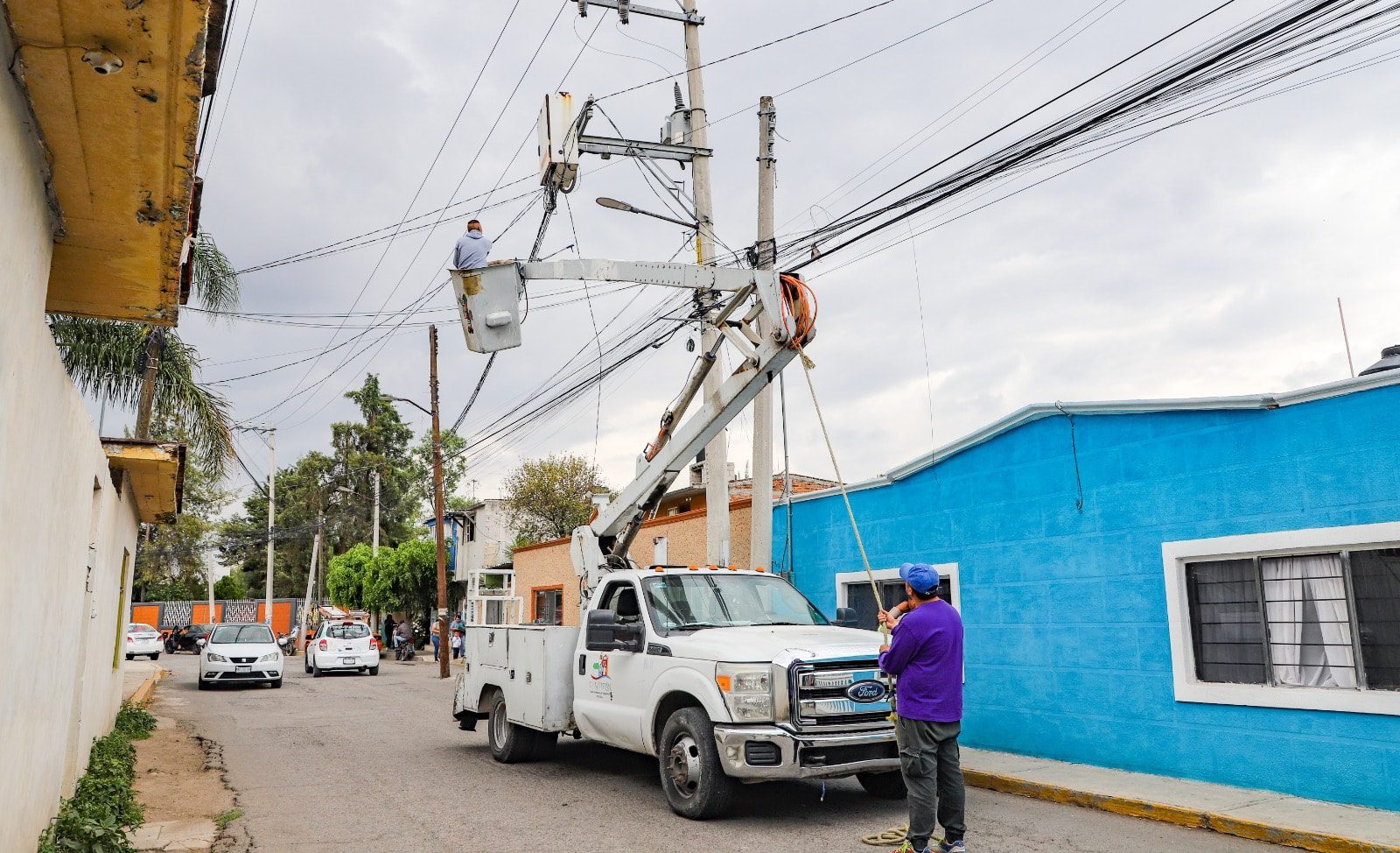 1687886429 253 Se realizaron trabajos de mantenimiento y rehabilitacion del alumbrado publico