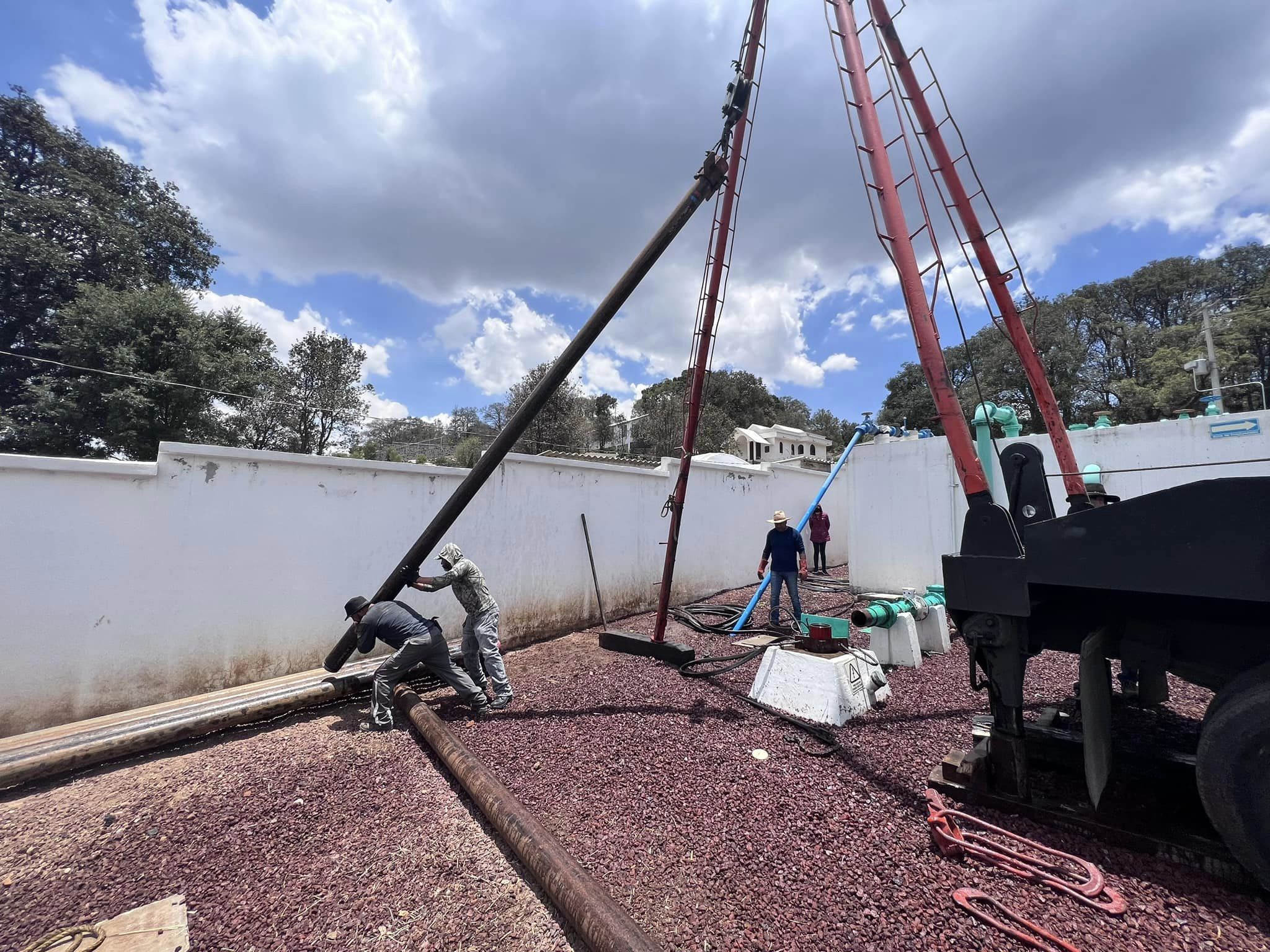 1687908276 426 Se continuan realizando los trabajos en el sistema de agua