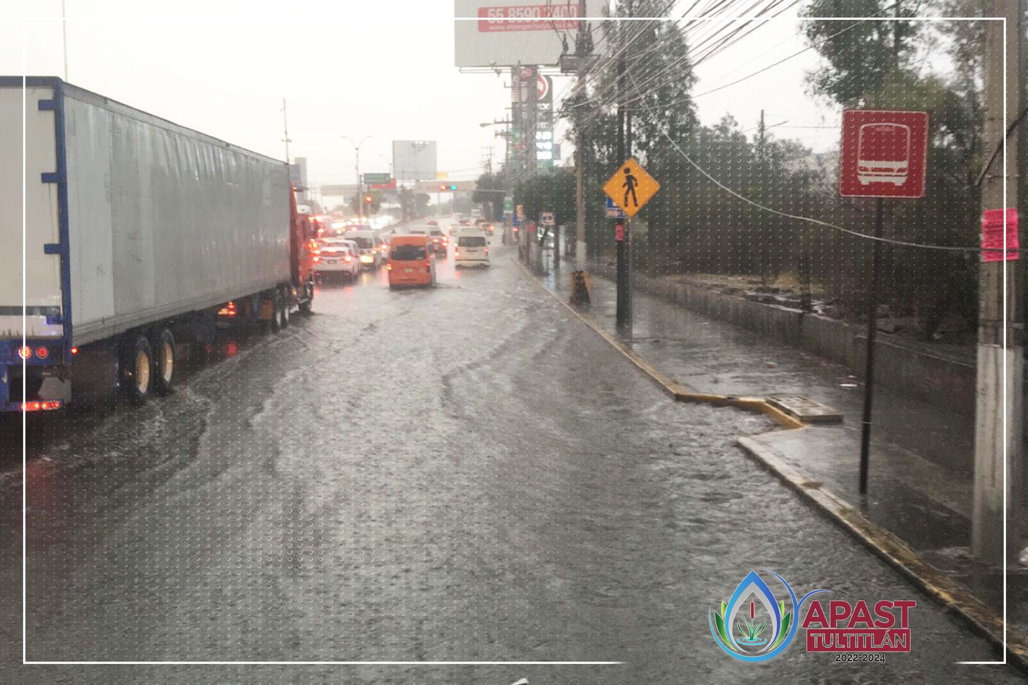 1687954298 702 Fuerte precipitacion en la Via Jose Lopez Portillo a la