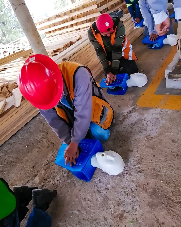 1687981656 161 Para evitar accidentes laborales dentro del aserradero de San Jeronimo