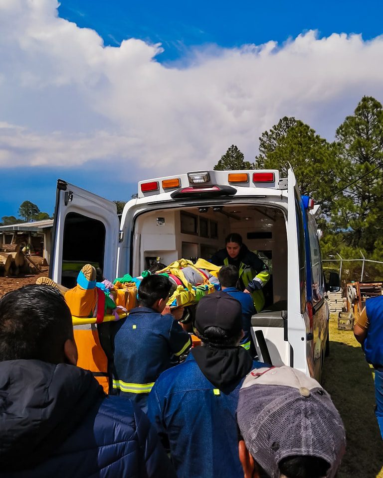 1687981661 109 Para evitar accidentes laborales dentro del aserradero de San Jeronimo