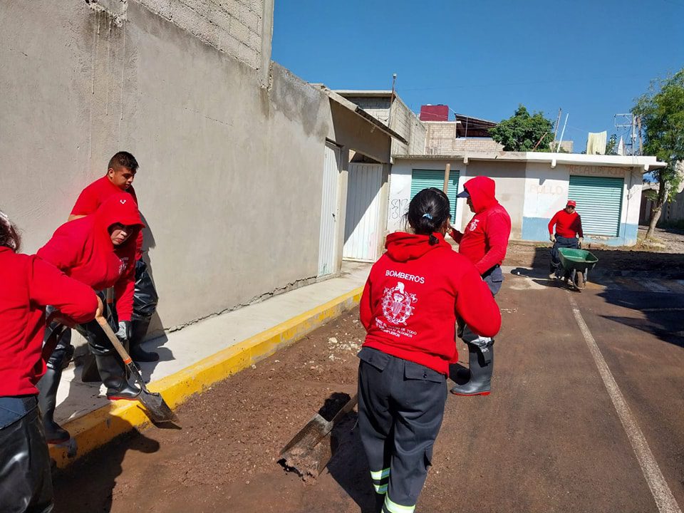 1688043987 990 La Coordinacion Municipal de Proteccion Civil y Bomberos continua en