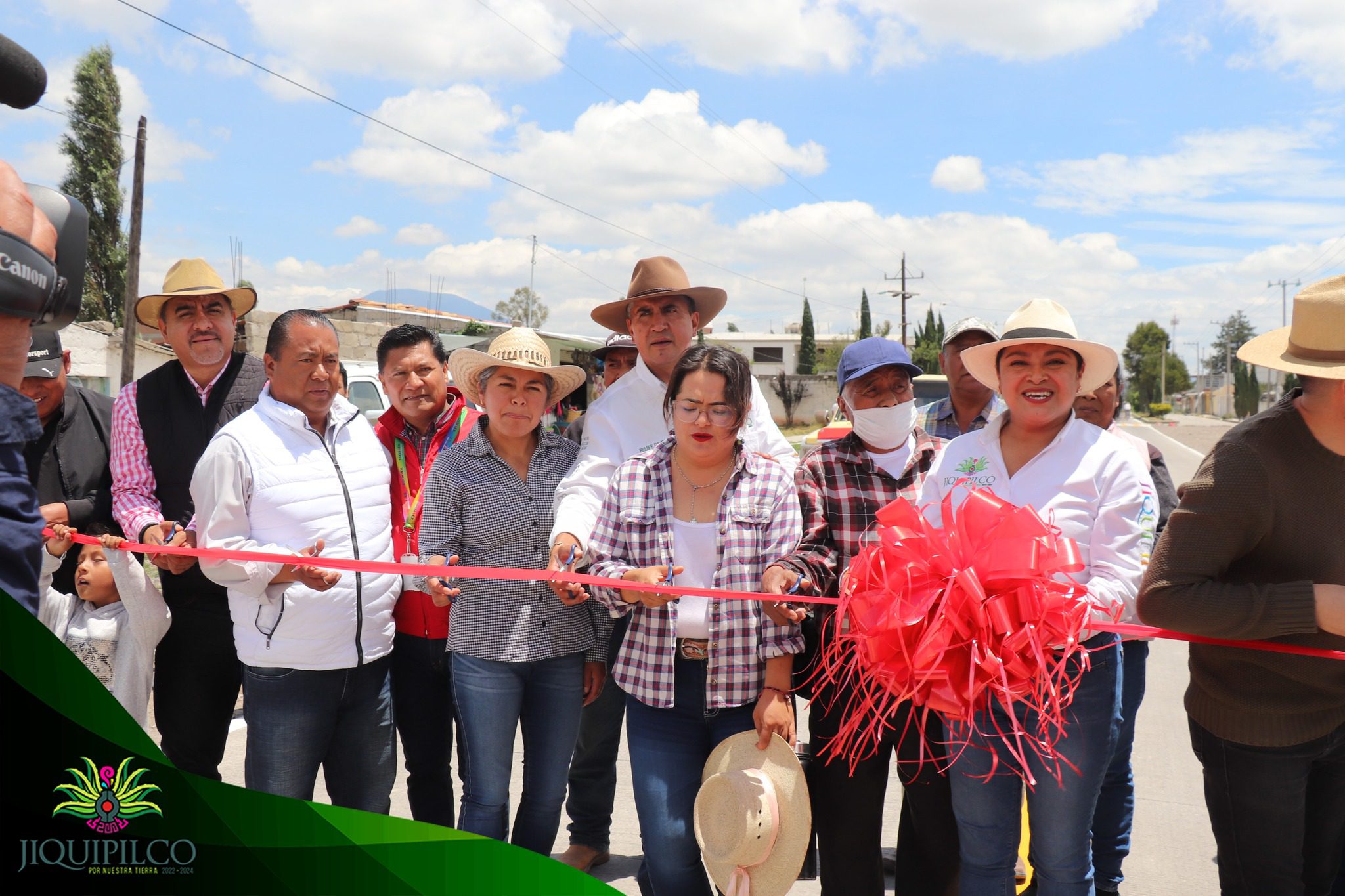 1688137718 857 Entrega de Obra 1ra etapa de la Pavimentacion con Concreto