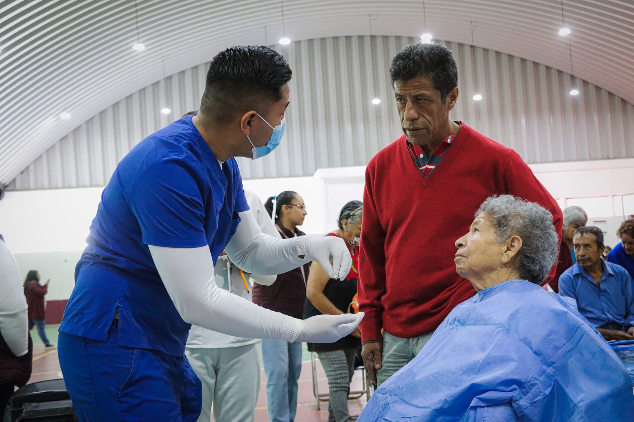 1688138270 572 SEGUNDA JORNADA DE LIMPIEZA DE OIDOS PARA ADULTOS MAYORES EN