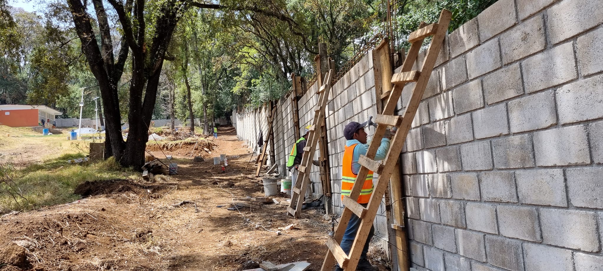 1688146063 280 Construccion de Barda Prerimetral Escuela Secundaria JustoSierra Al dia de