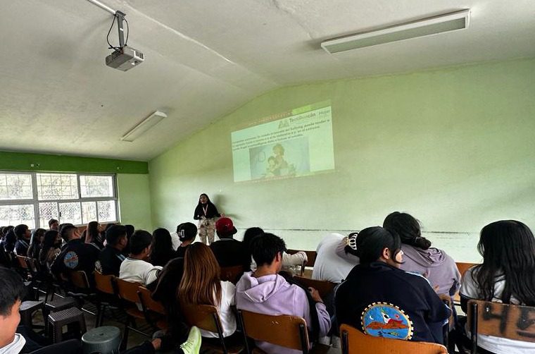 1688169088 673 Personal de la Direccion de la Mujer de Teotihuacan llevo