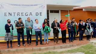 Nuestro amigo Roberto Avila hizo entrega a la Escuela Telesecundaria