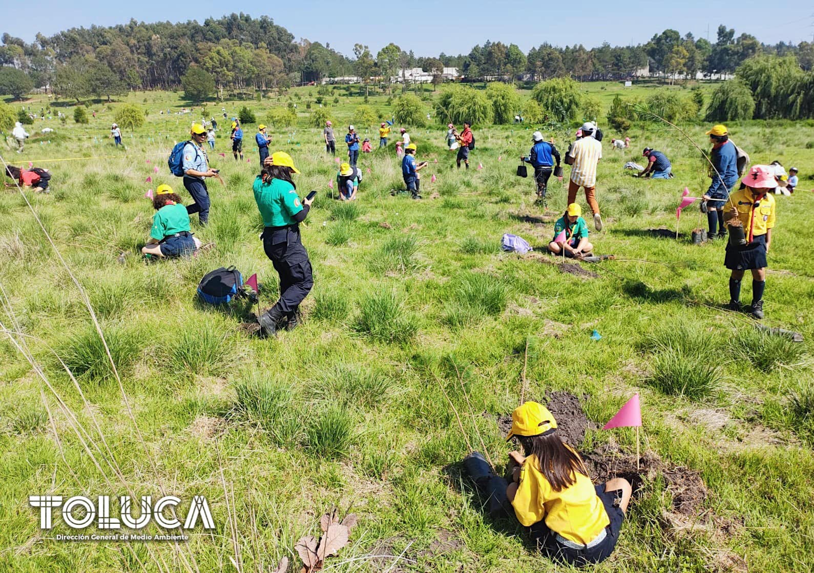 ¡Arrancamos nuestras jornadas de Reforestacion2023 Gracias a la participacio