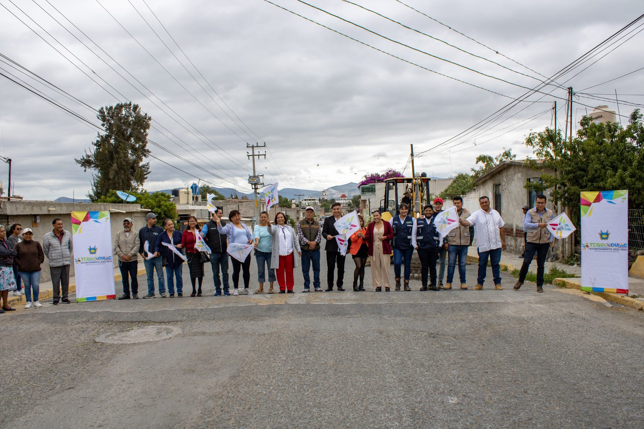 ¡SEGUIMOS REALIZANDO OBRAS DE IMPACTO Hoy el Ayuntamiento Municipal dio