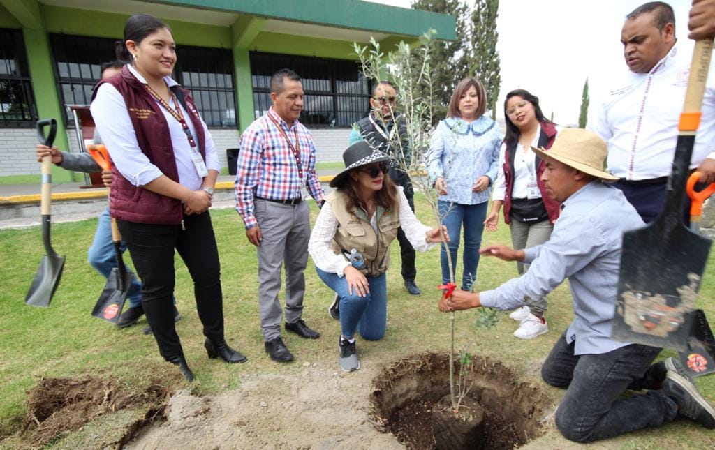 1688222675 54 GOBIERNO DE CHIMALHUACAN INICIA CAMPANA SEMBRANDO UN ARBOL COSECHANDO VIDA