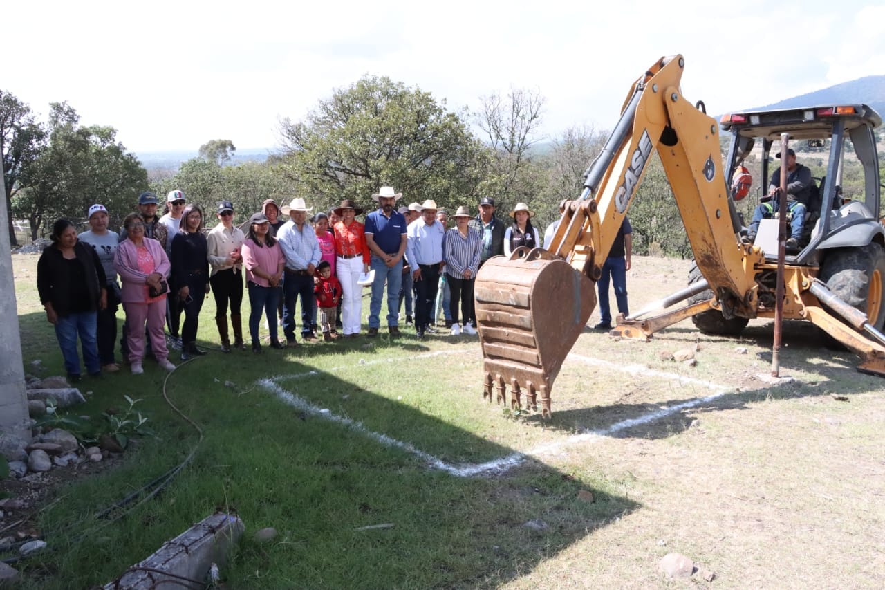 1688304211 920 Nuestro presidente municipal el Profr A Pastor Cruz Garcia en