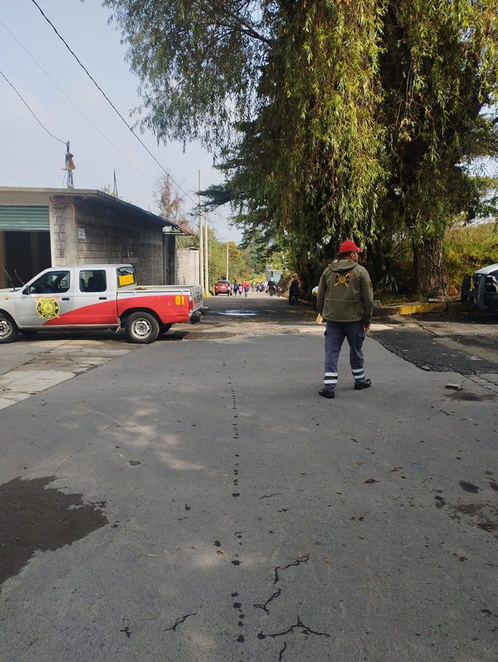 1688507573 SE SUMAN BOMBEROS AL PROGRAMA ESCUELA SEGURA