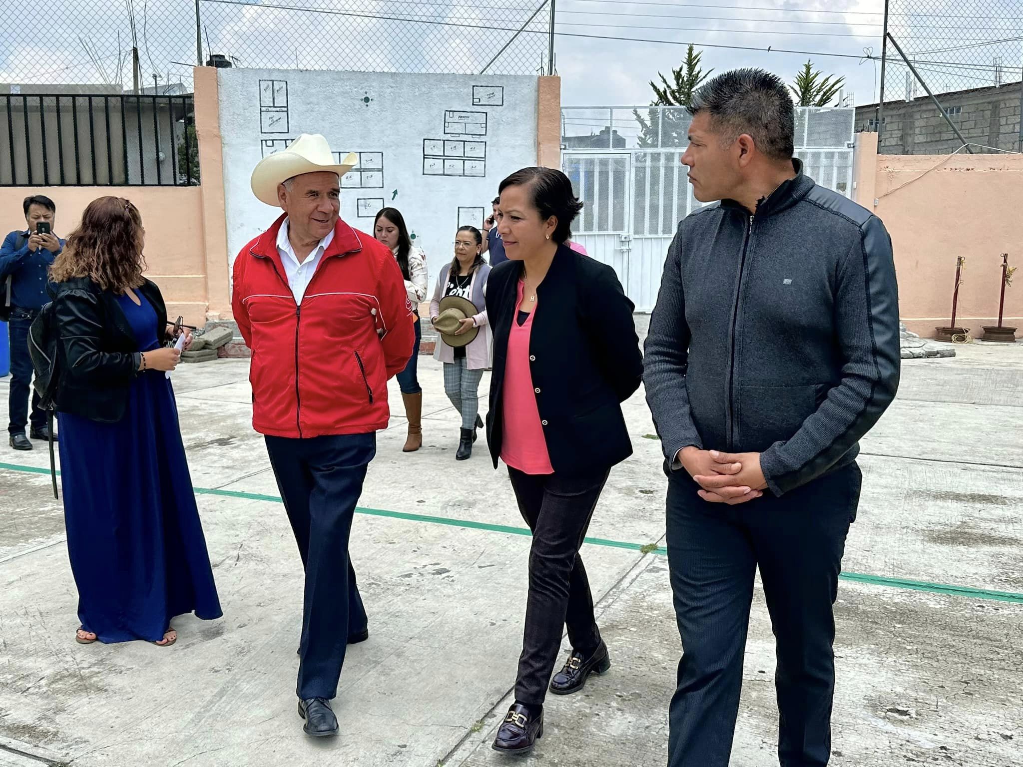 1688509947 994 El Presidente Municipal Jesus Cedillo Gonzalez visito la Escuela Primaria