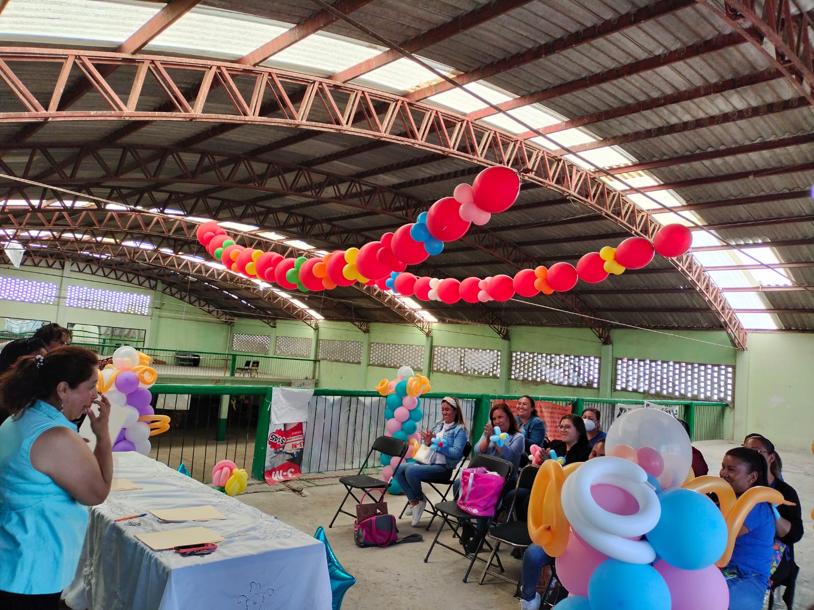 1688562872 740 Felicidades a las alumnas y alumnos que concluyeron el curso