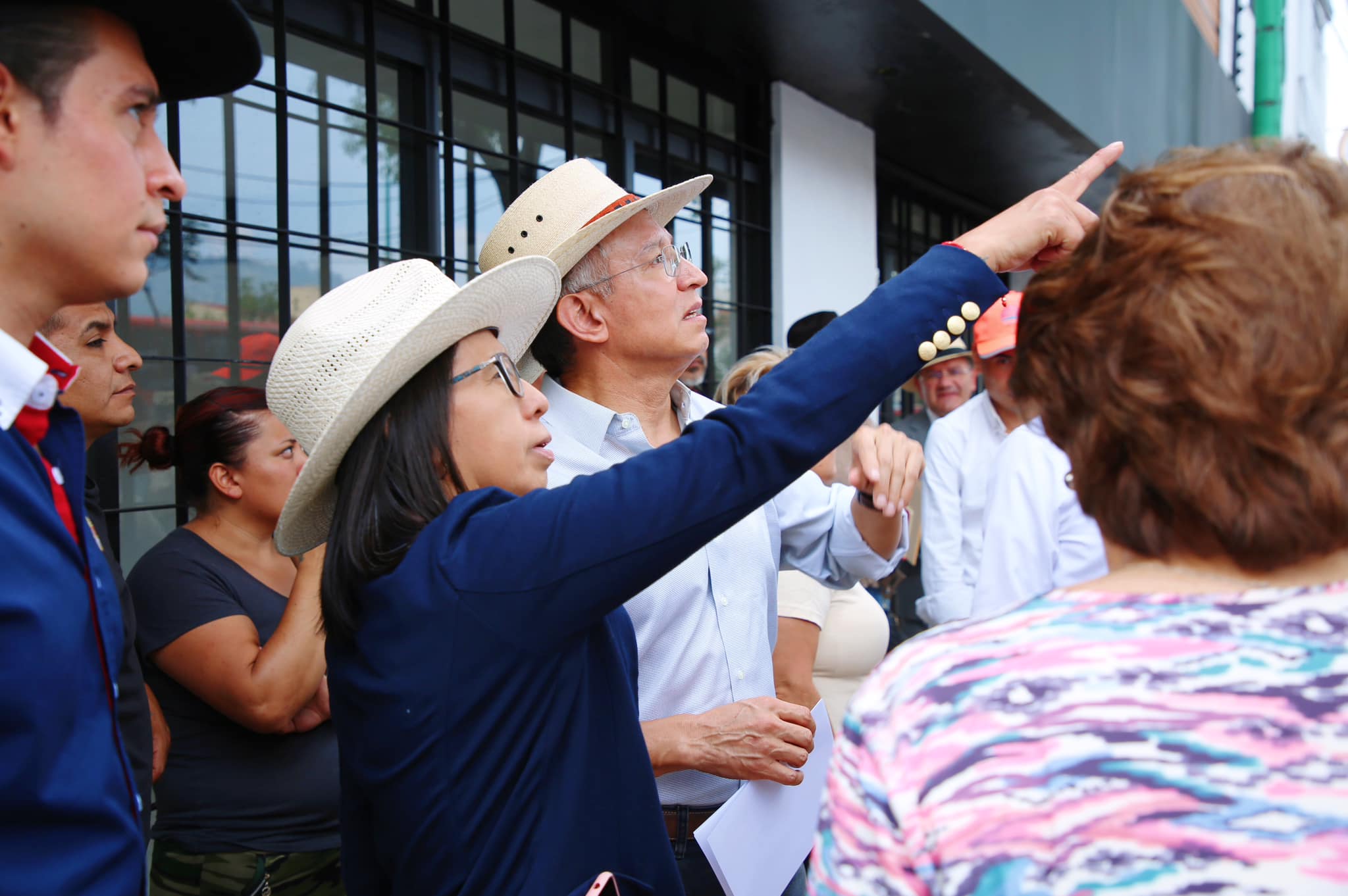 1688574326 334 Nuestro Presidente Municipal Raymundo Martinez Carbajal recorrio PieATierra