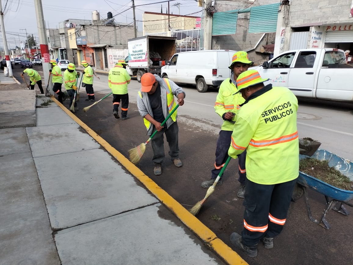 1688590030 La Direccion de Servicio Publicos trabaja incansable atendiendo las necesidades