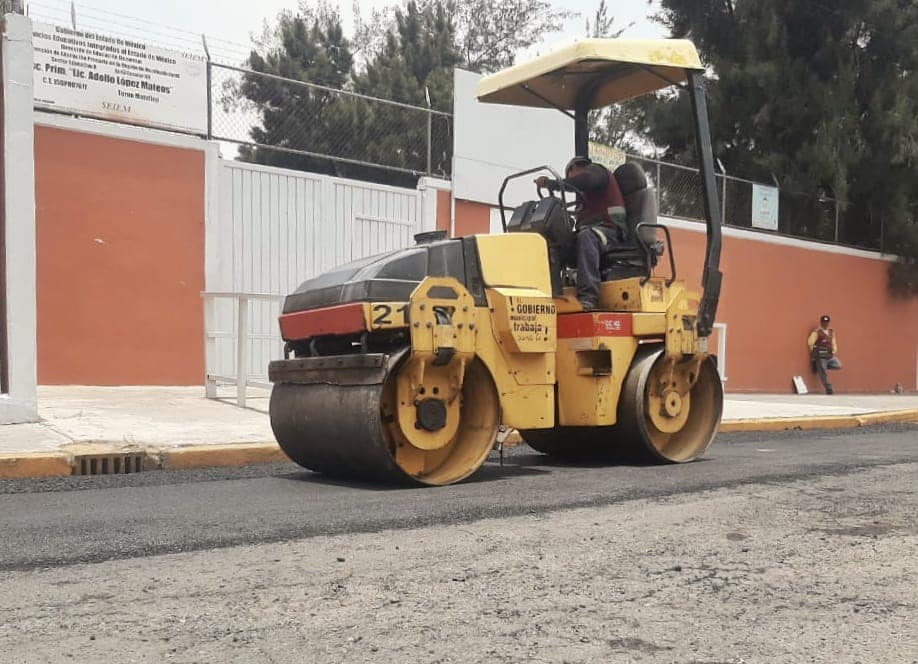 1688598644 479 Trabajos de bacheo en la colonia Campestre Guadalupana