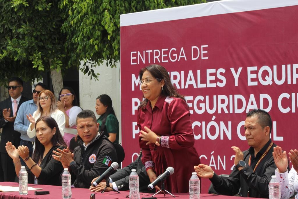 1688651542 302 GOBIERNO DE CHIMALHUACAN ENTREGA EQUIPO A SEGURIDAD CIUDADANA Y PROTECCION