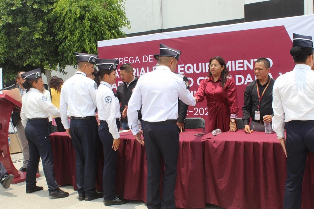 1688651566 459 GOBIERNO DE CHIMALHUACAN ENTREGA EQUIPO A SEGURIDAD CIUDADANA Y PROTECCION