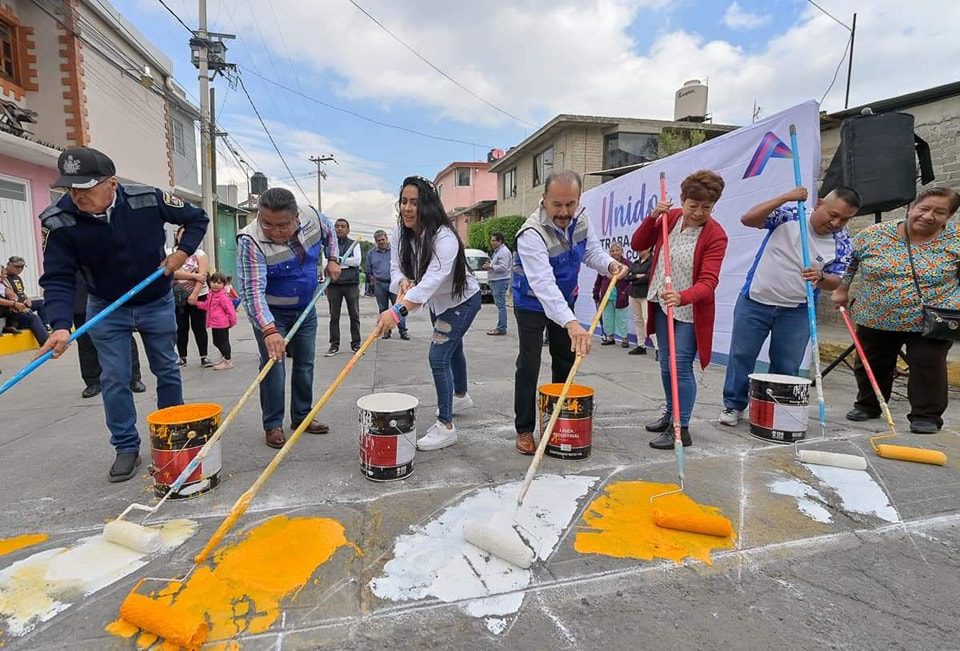 1688677058 Con el programa UnidosTrabajandoPoraTuColonia ofrecemos mejor atencion y servic