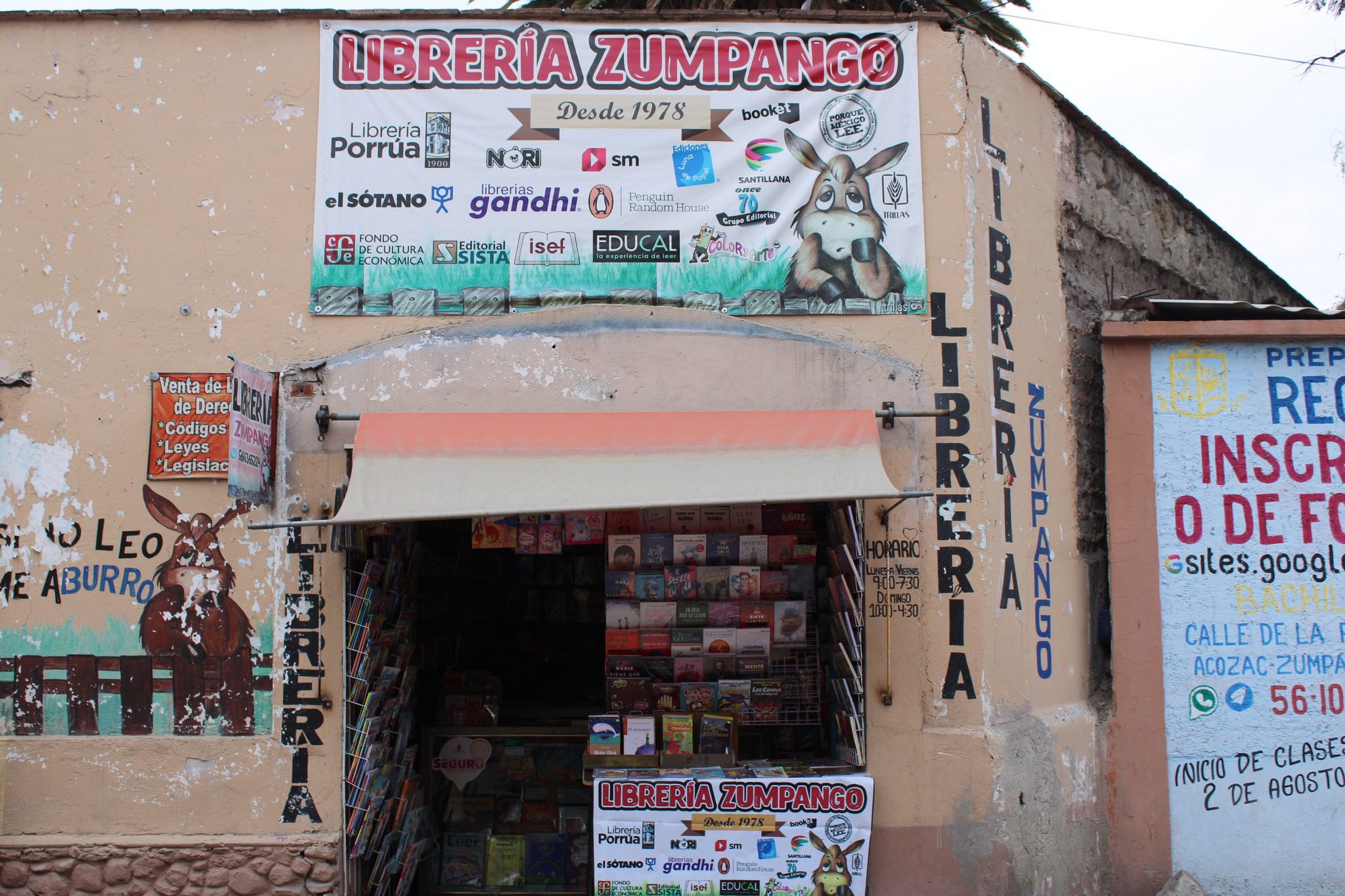 1688685318 416 La emblematica Libreria Zumpango ubicada en Calle Gante 16 Barrio